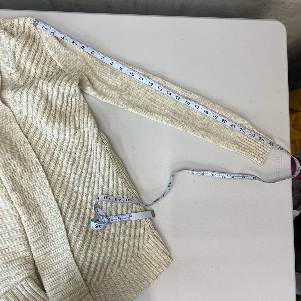 Vince Beige Cable Shawl Yak/Wool Cardigan Size S - Picture 9 of 10